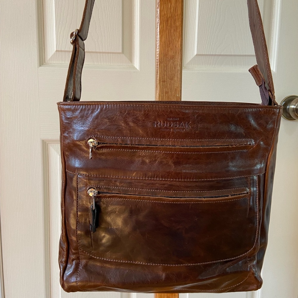 RUDSAK Brown Crossbody Bag with Adjustable Strap